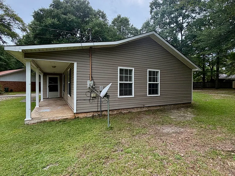 513 Cherokee Ct — Photo 32