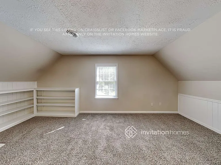 1902 Pond Ridge Ct — Photo 13