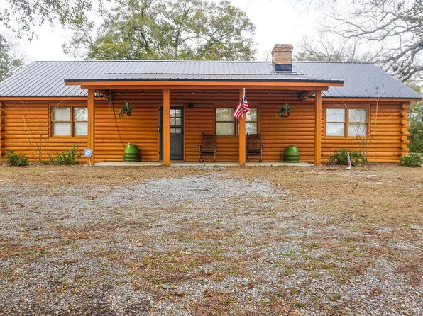 23763 3rd Ave, Florala, AL 36442