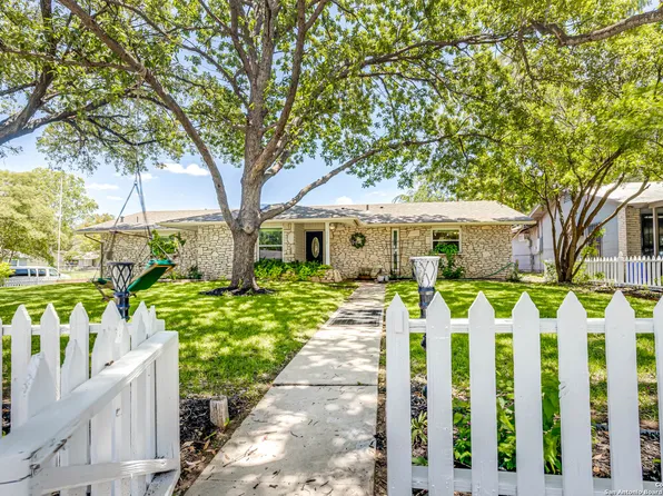 6010 Hillman Dr, San Antonio, TX 78218