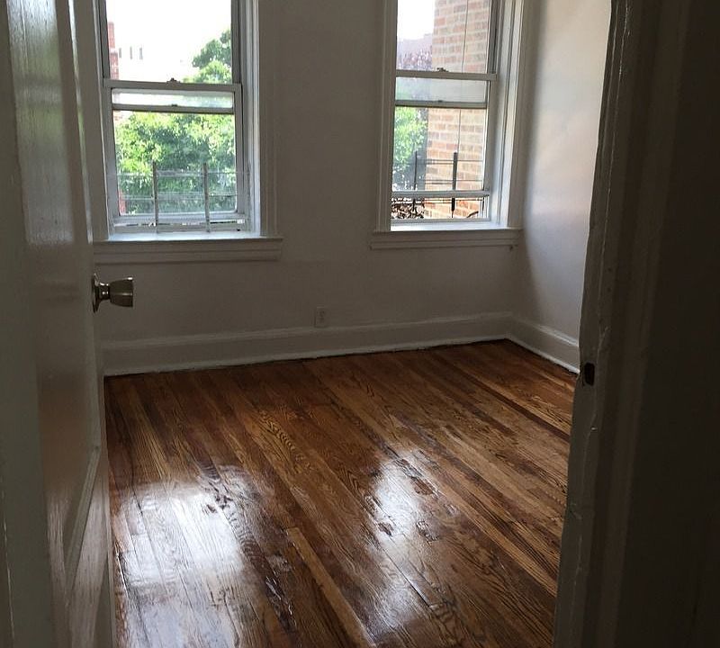 1st image of 4750 45th St APT 3F