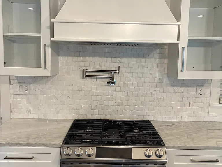 801 Grove St — Photo 16
