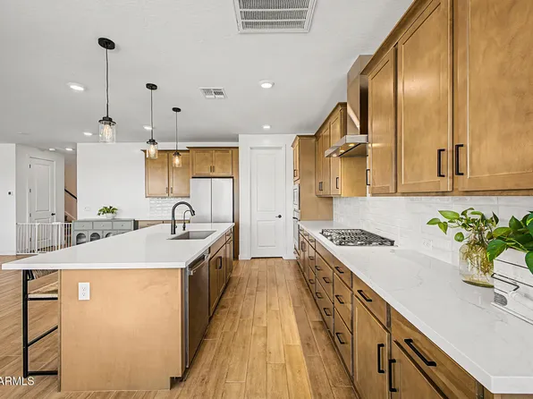 40234 N ALEGRE Drive, San Tan Valley, AZ 85140