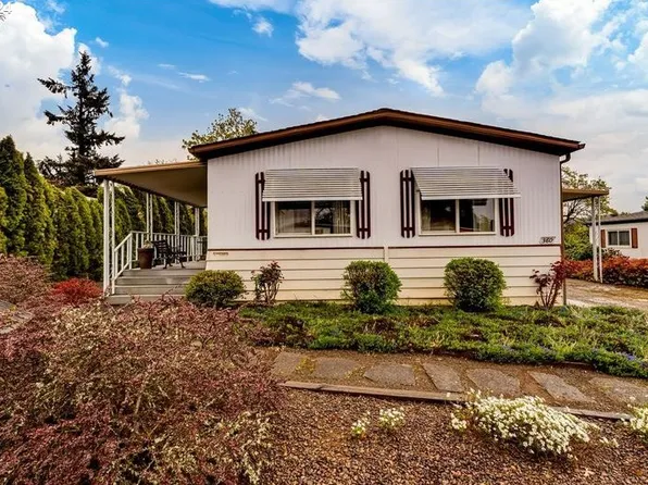 360 N 2nd St, Creswell, OR 97426