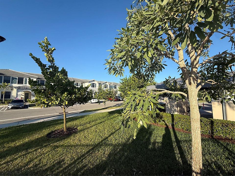 1st image of 28581 SW 132nd Ct