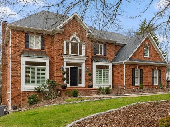 40 Cool Springs Rd, Signal Mountain, TN 37377