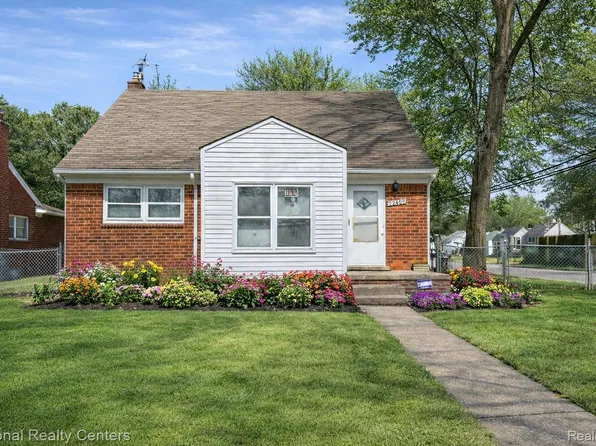 22400 Acacia St, Detroit, MI 48223
