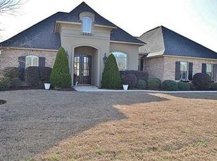 408 Place Street Michel, Covington, LA 70433