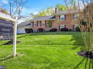 10601 Woodsdale Dr, Silver Spring, MD 20901