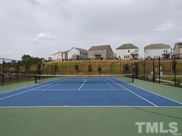1042 Commack Dr — Photo 29