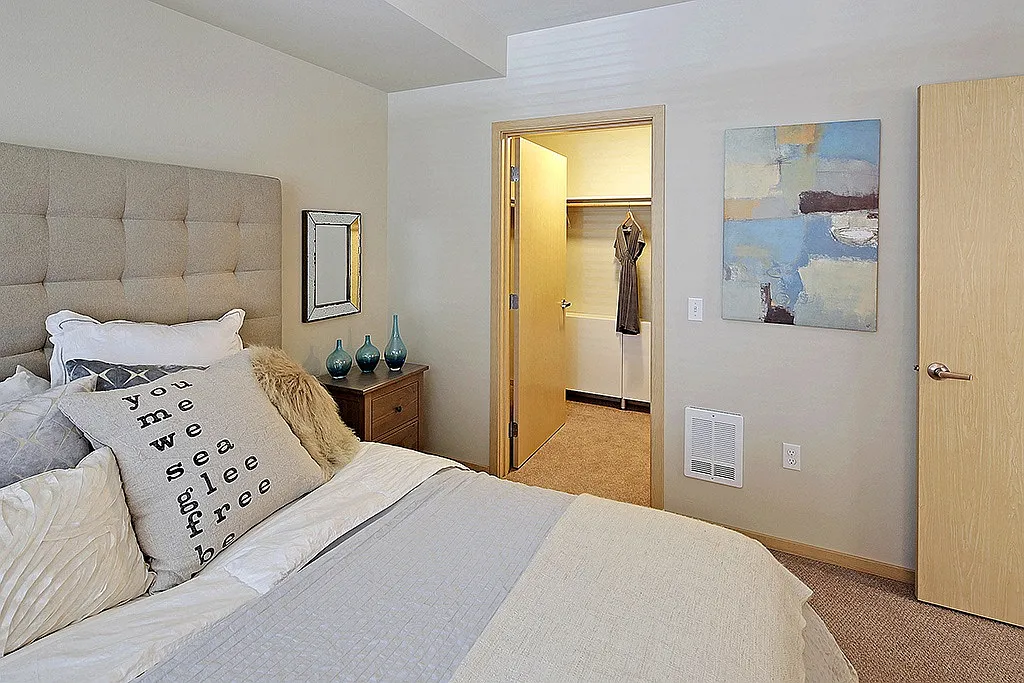 Arbor Village — Photo 2