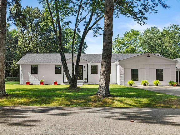 2nd image of 481 Bradley Dr