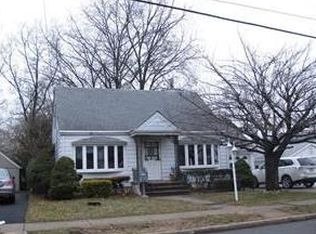 73 Grant Ave, Fords, NJ 08863