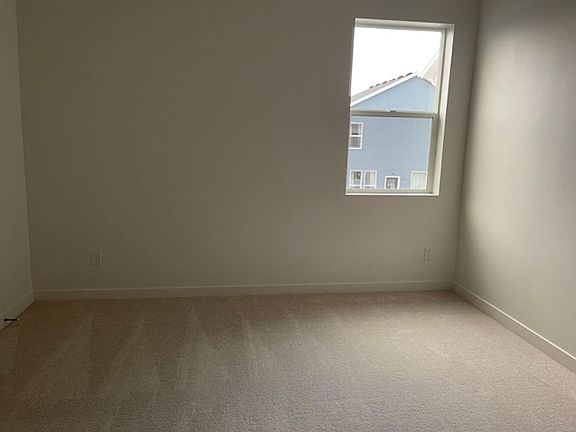 5th image of 1551 W Sparta Way