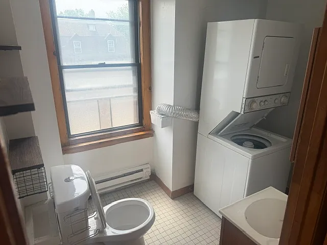 FRONT WASH ROOM & BATHROOM