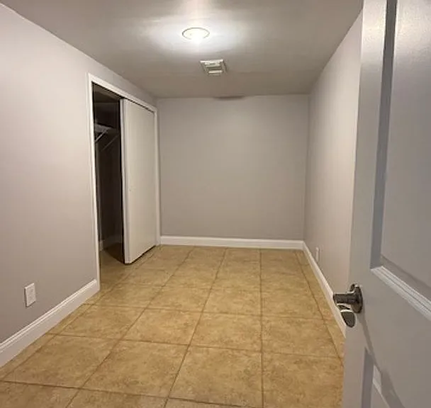 8442 Haeg Dr — Photo 17