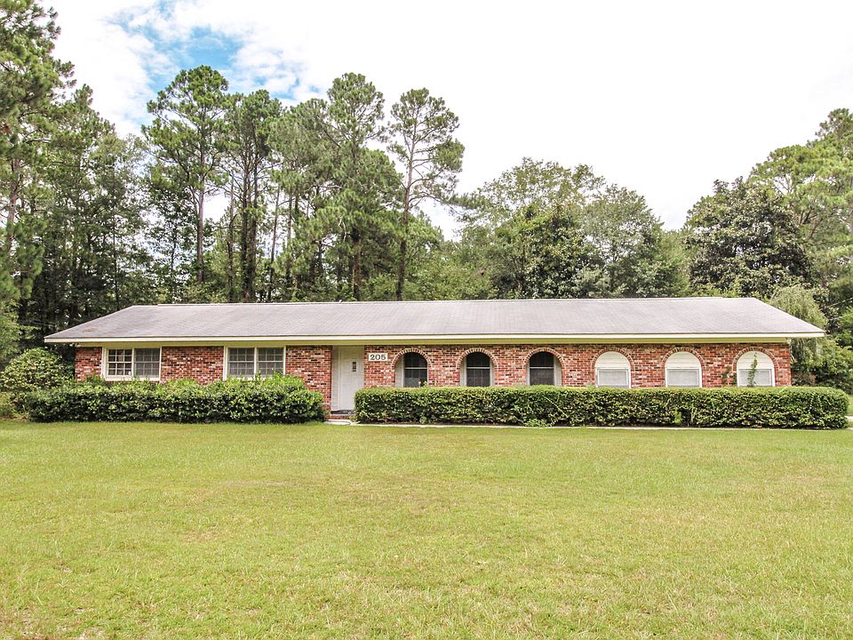 1st image of 205 S Edgewood Dr