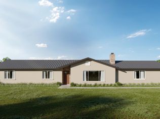 18441 Moro Rd, Salinas, CA 93907