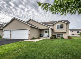 209 Dogwood St NE, Lonsdale, MN 55046