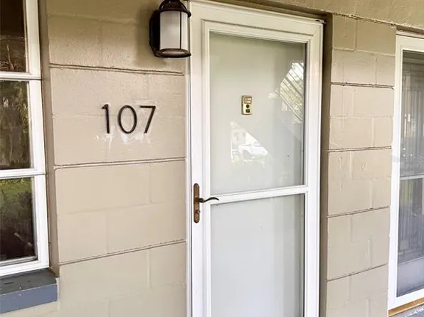 450 32nd Ave N APT 107W, Saint Petersburg, FL 33704