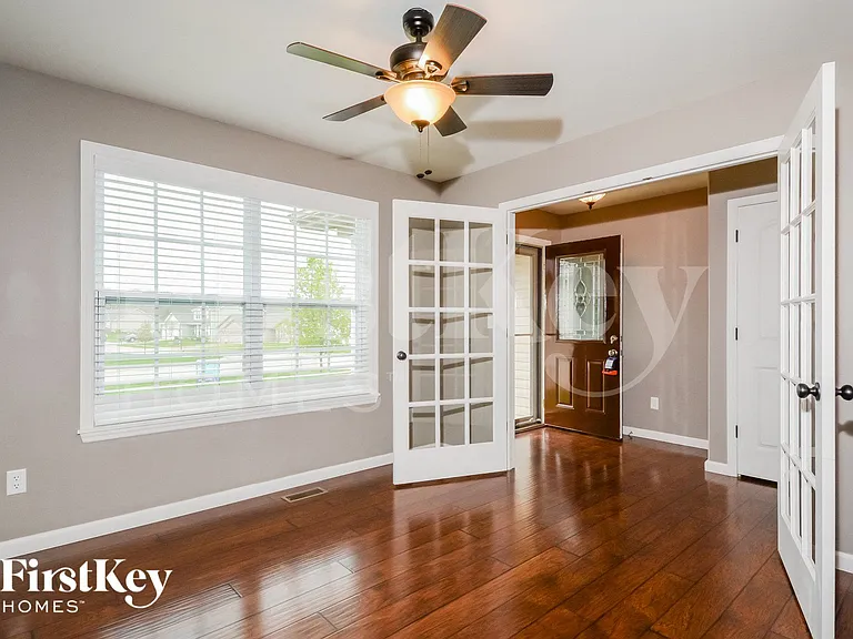 314 Heather Mill Dr — Photo 3