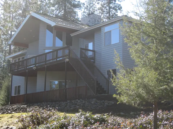 23202 N Crescent Rd, Chattaroy, WA 99003