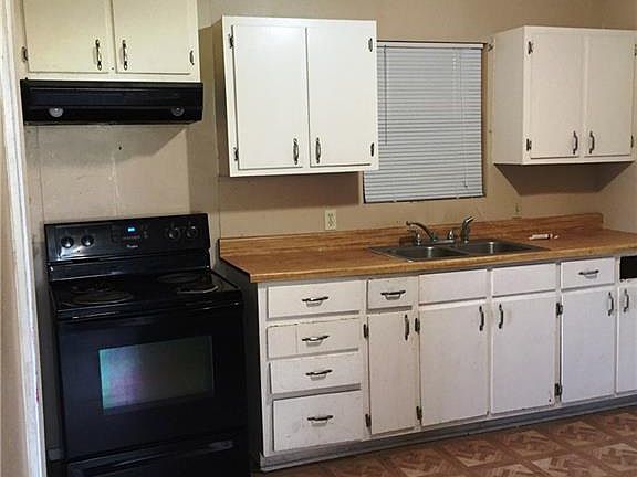 4th image of 1444 Park Circle Dr