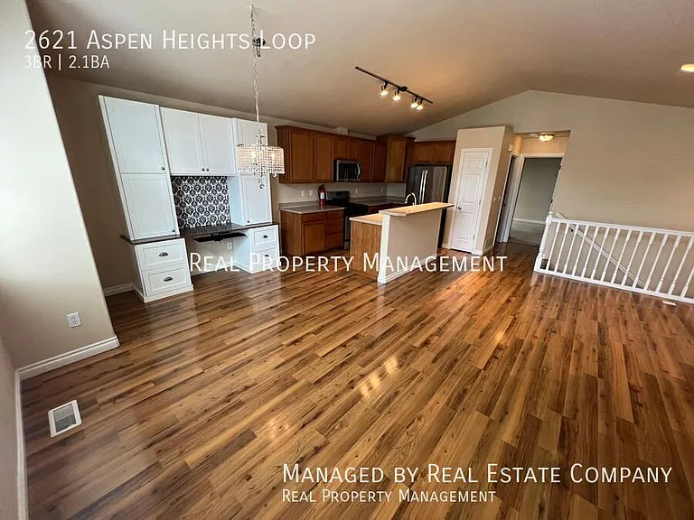 2621 Aspen Heights Loop — Photo 10