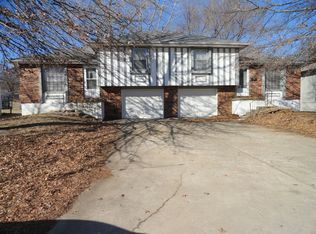 5408 Ditzler Ave, Raytown, MO 64133