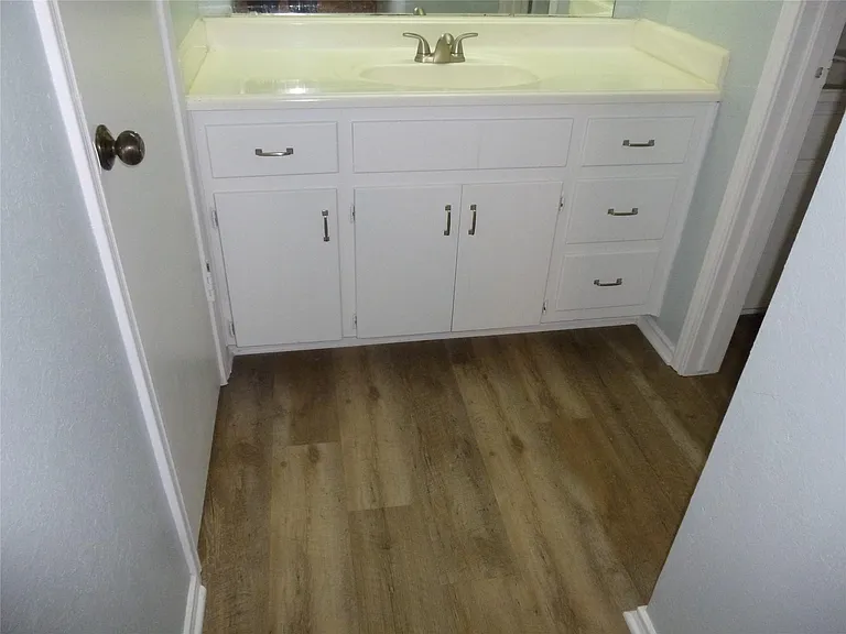 8410A Fathom Cir — Photo 30