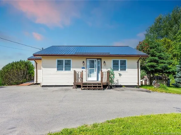 459 Kerrs Ridge Rd, Saint Patrick, NB E5B 3K8