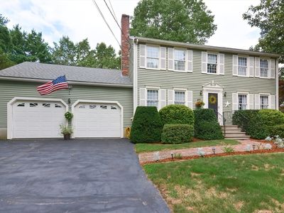 7 Treeland Dr, Walpole, MA, 02081