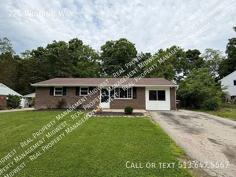 724 Winding Way — Photo 1