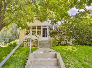 1134 Oak St, Coatesville, PA 19320