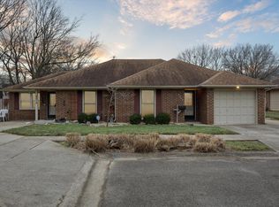 2212-2214 Overland Ct, Lexington, KY 40515