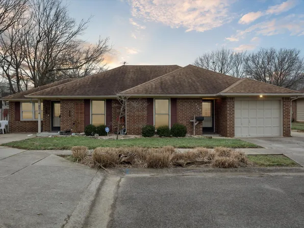 2212-2214 Overland Ct, Lexington, KY 40515