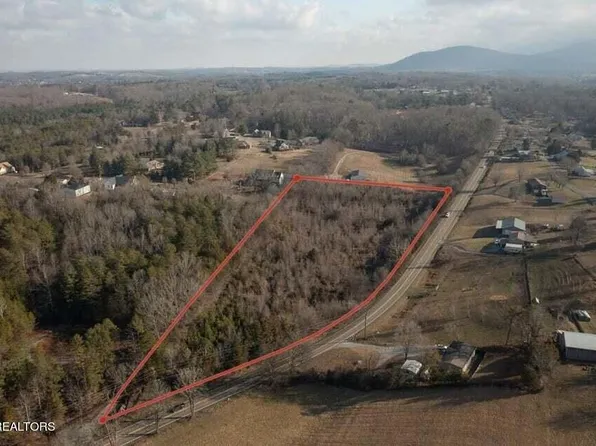 2 Newport Hwy, Sevierville, TN 37876