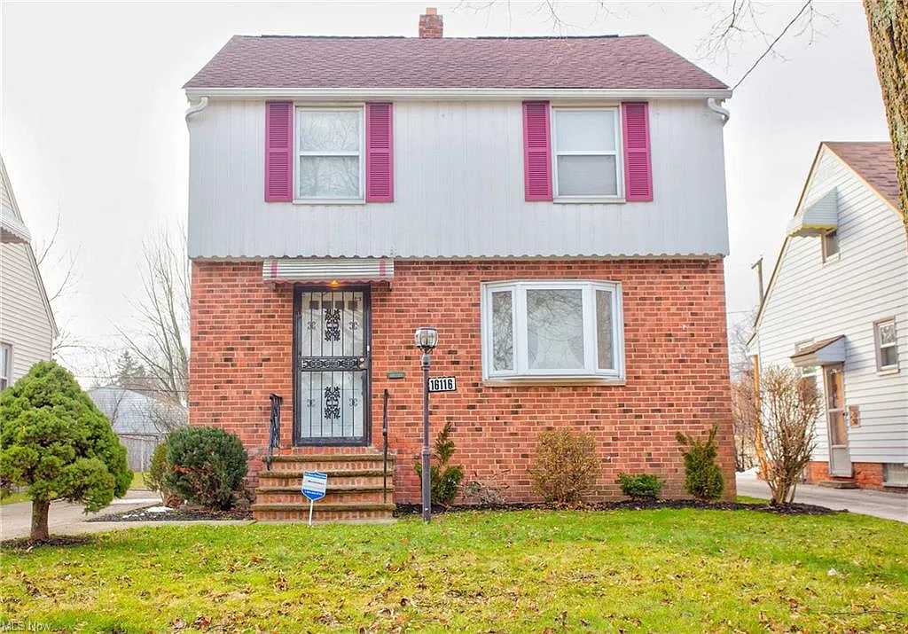 16116 Cloverside Ave photo 1