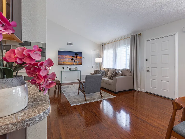 351 N Hermosa Dr #4A2 — Photo 10