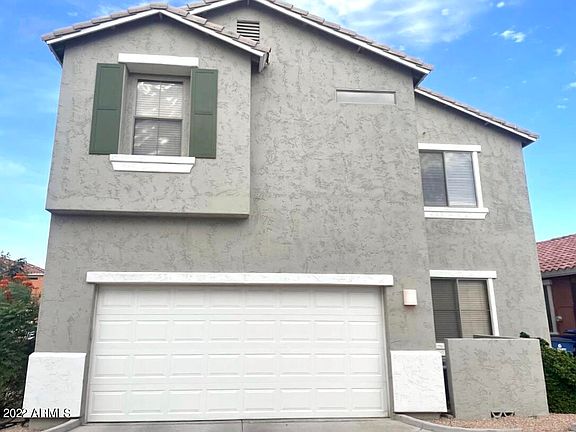2nd image of 962 E Cantebria Dr