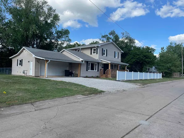 817 W Orchard St, Wellington, KS 67152