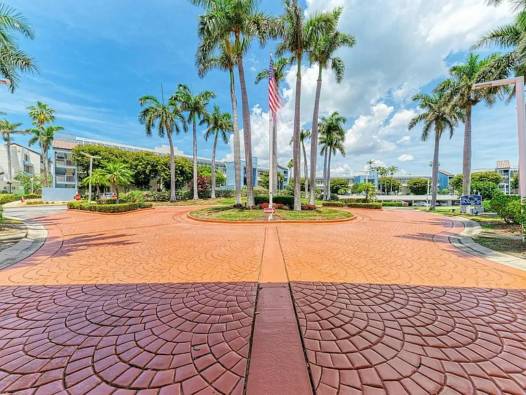 5153 Isla Key Blvd S #408 — Photo 40