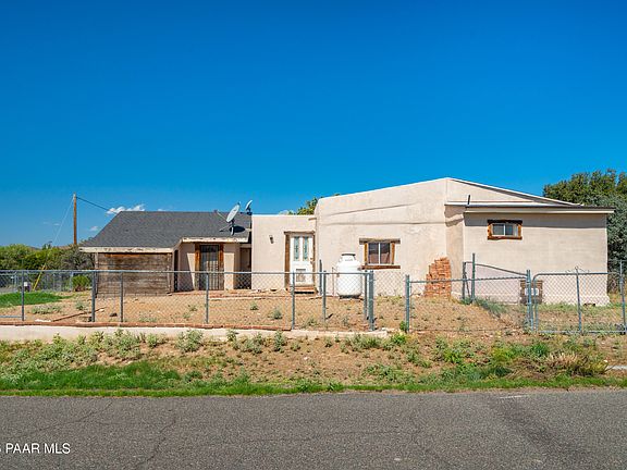 3rd image of 20960 E Quail Run Dr