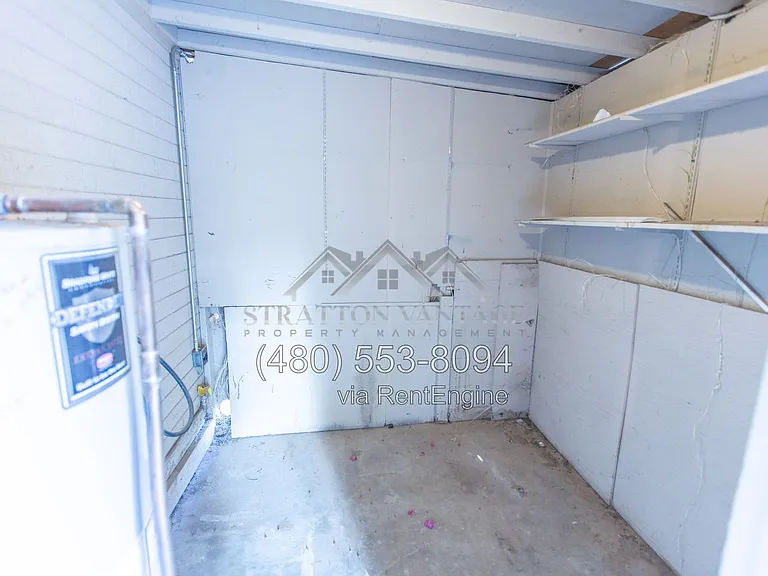 2533 E Blanche Dr — Photo 22