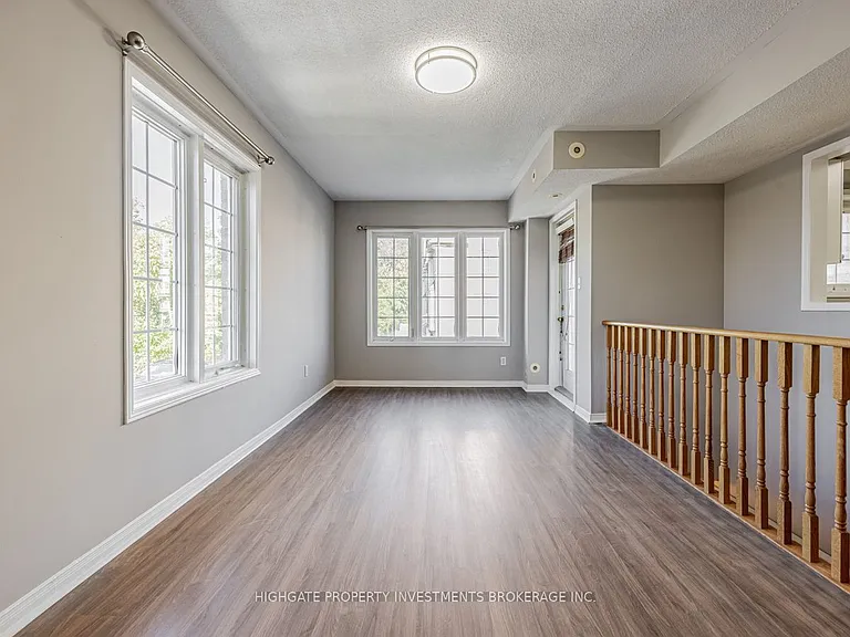 200 McLevin Ave #3 — Photo 6