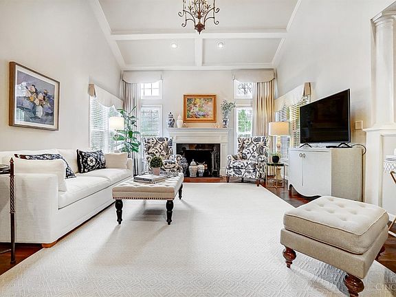 3rd image of 8059 Ashley View Dr