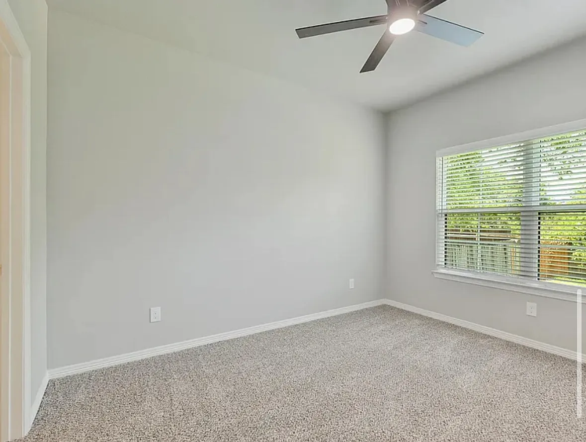 511 Cooner Street - B — Photo 2