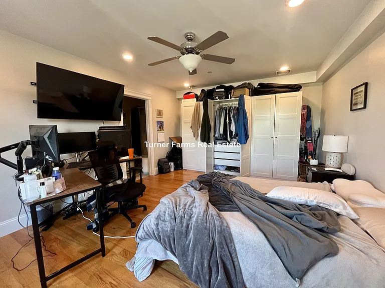 14 Fern St #A — Photo 35