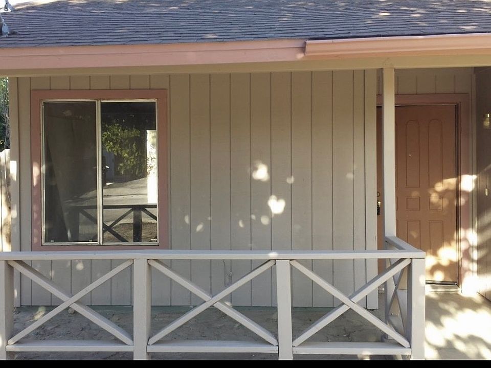 1st image of 445 S Coalinga St