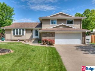 612 S 150th St, Omaha, NE 68154